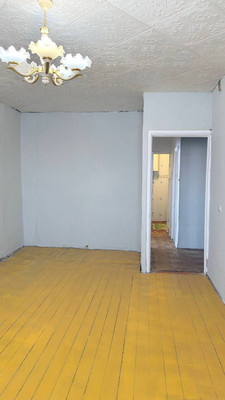 Продам двухкомнатную (2-комн.) квартиру, Школьная ул, 7, Николаевка с