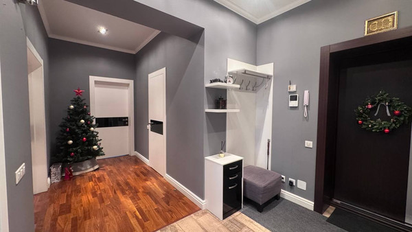 Продам двухкомнатную (2-комн.) квартиру, Ибрагимова б-р, 32, Уфа г