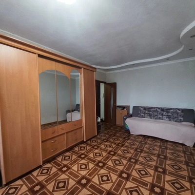 Продам однокомнатную (1-комн.) квартиру, Волгоградская ул, 36, Новороссийск г