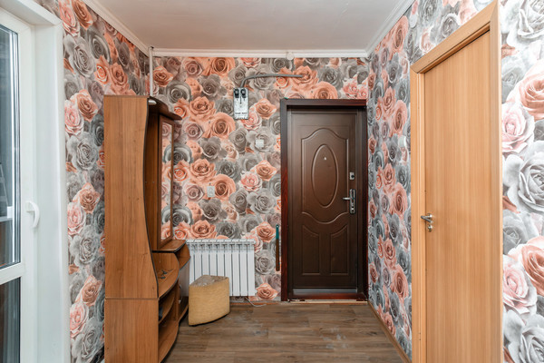 Продам двухкомнатную (2-комн.) квартиру, Мира ул, 127кА, Ханты-Мансийск г