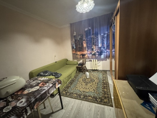 Продам комнату в 3-комн. квартире, Днепровский пер, 108, Ростов-на-Дону г