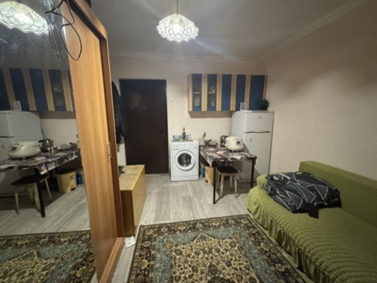 Продам комнату в 3-комн. квартире, Днепровский пер, 108, Ростов-на-Дону г