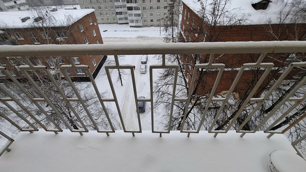 Продам трехкомнатную (3-комн.) квартиру, Горького ул, 10, Малино рп