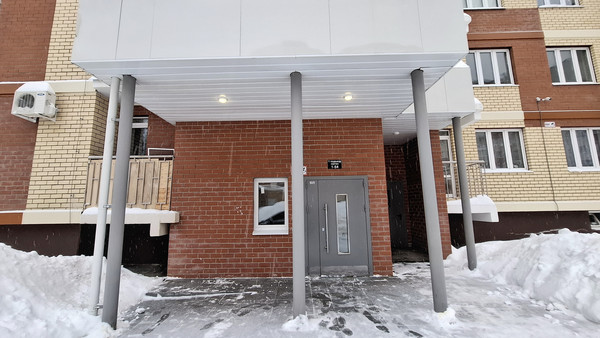 Продам трехкомнатную (3-комн.) квартиру, Горького ул, 10, Малино рп