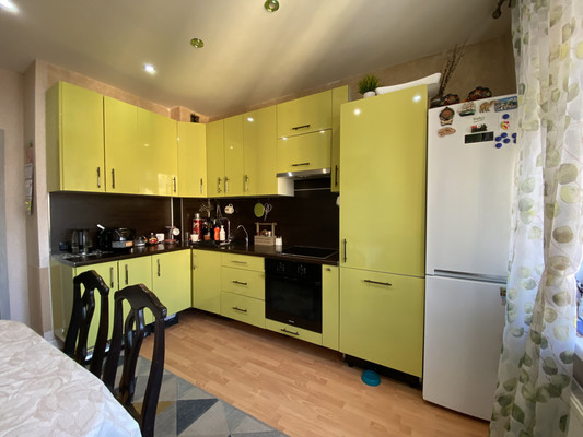 Продам двухкомнатную (2-комн.) квартиру, Шоссе в Лаврики ул, 76, Мурино п