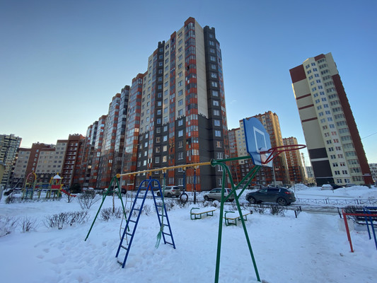 Продам двухкомнатную (2-комн.) квартиру, Шоссе в Лаврики ул, 76, Мурино п