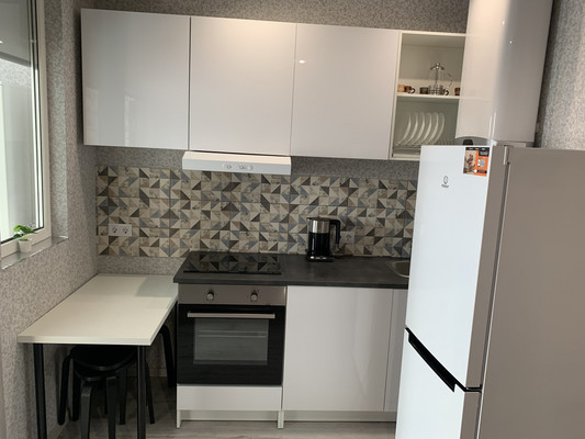 Продам двухкомнатную (2-комн.) квартиру, Амбровая (Хостинский р-н) ул, 35, Сочи г