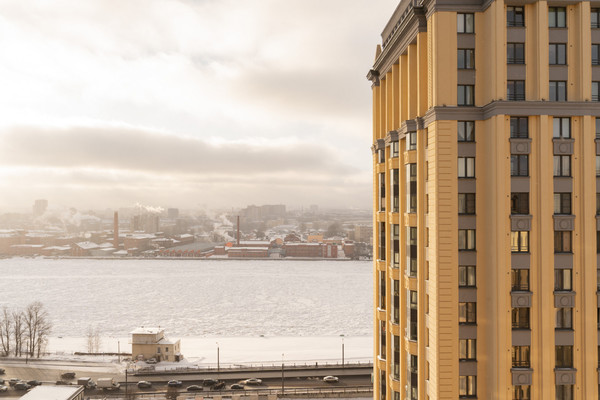 Продам однокомнатную (1-комн.) квартиру, Октябрьская наб, 40, Санкт-Петербург г