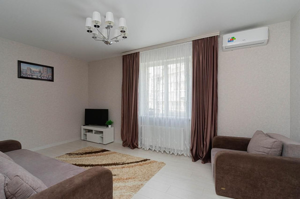 Продам двухкомнатную (2-комн.) квартиру, Балаклавская ул, 73, Симферополь г