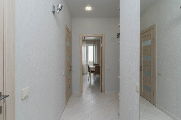 Продам двухкомнатную (2-комн.) квартиру, Балаклавская ул, 73, Симферополь г