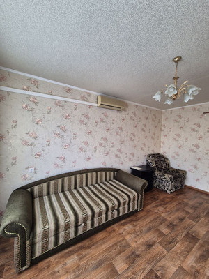 Продам двухкомнатную (2-комн.) квартиру, Куникова ул, 36, Новороссийск г