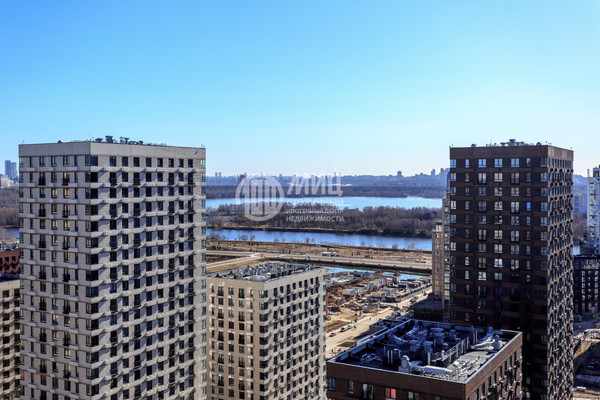 Продам однокомнатную (1-комн.) квартиру, Волоколамское ш, 71к8, Москва г