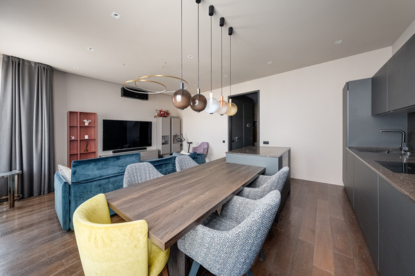 Продам трехкомнатную (3-комн.) квартиру, Ленинградский пр-кт, 29, Москва г