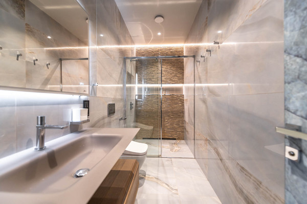 Продам трехкомнатную (3-комн.) квартиру, Ленинградский пр-кт, 29, Москва г