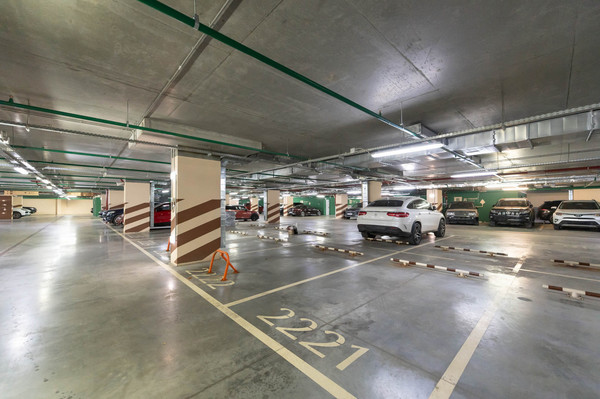 Продам трехкомнатную (3-комн.) квартиру, Ленинградский пр-кт, 29, Москва г