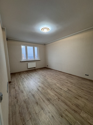 Продам двухкомнатную (2-комн.) квартиру, Студенческий проезд, 35, Ивантеевка г