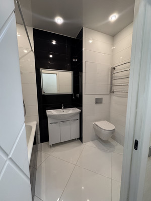 Продам двухкомнатную (2-комн.) квартиру, Студенческий проезд, 35, Ивантеевка г