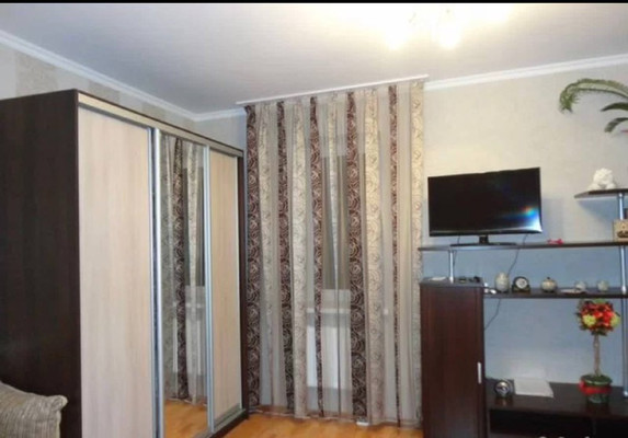 Продам двухкомнатную (2-комн.) квартиру, Ясная ул, 5, Коммунарка п