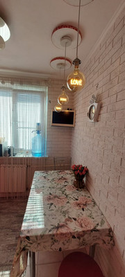 Продам трехкомнатную (3-комн.) квартиру, Коммунистический пр-кт, 42к2, Ростов-на-Дону г