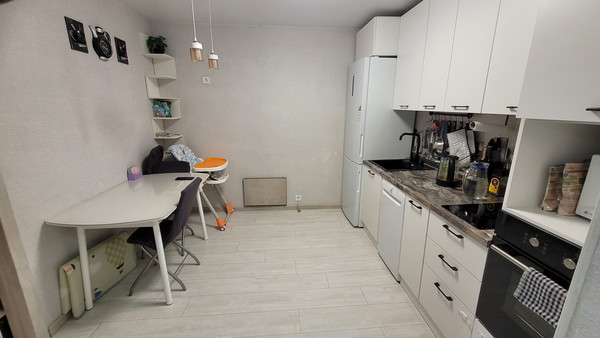 Продам двухкомнатную (2-комн.) квартиру, Парковая ул, 92а, Ханты-Мансийск г