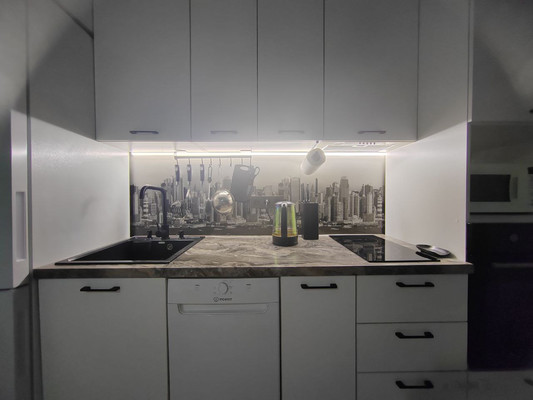 Продам двухкомнатную (2-комн.) квартиру, Парковая ул, 92а, Ханты-Мансийск г