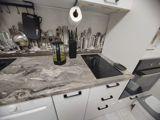 Продам двухкомнатную (2-комн.) квартиру, Парковая ул, 92а, Ханты-Мансийск г