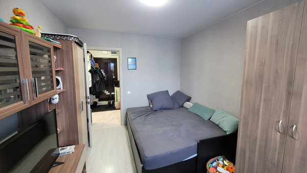 Продам двухкомнатную (2-комн.) квартиру, Парковая ул, 92а, Ханты-Мансийск г