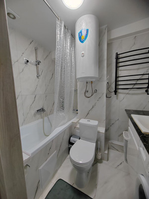 Продам двухкомнатную (2-комн.) квартиру, Парковая ул, 92а, Ханты-Мансийск г