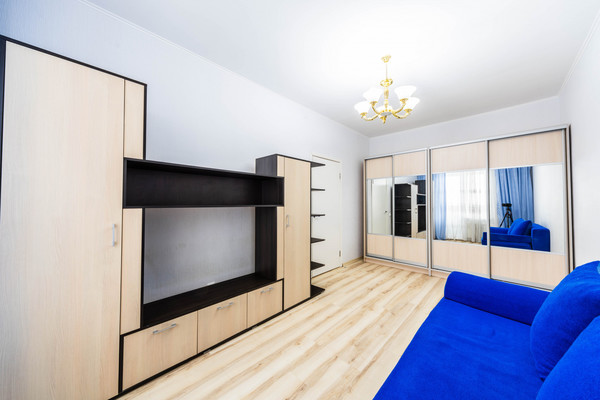 Продам однокомнатную (1-комн.) квартиру, Омская ул, 1, Внуковское п