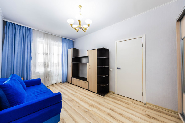 Продам однокомнатную (1-комн.) квартиру, Омская ул, 1, Внуковское п