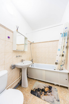 Продам однокомнатную (1-комн.) квартиру, Омская ул, 1, Внуковское п