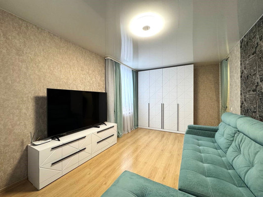 Продам двухкомнатную (2-комн.) квартиру, Воровского ул, 11, Казань г