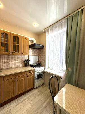 Продам двухкомнатную (2-комн.) квартиру, Воровского ул, 11, Казань г