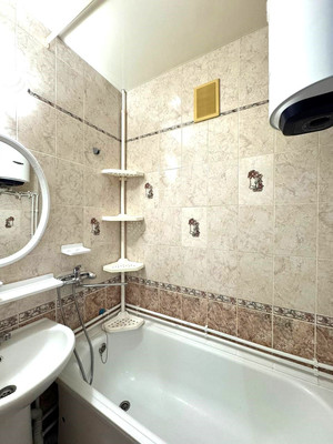 Продам двухкомнатную (2-комн.) квартиру, Воровского ул, 11, Казань г