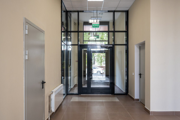 Продам трехкомнатную (3-комн.) квартиру, Кедрова ул, 16к3, Москва г