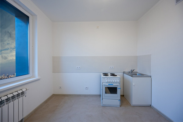 Продам трехкомнатную (3-комн.) квартиру, Кедрова ул, 16к3, Москва г