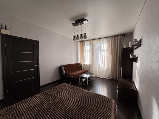 Продам однокомнатную (1-комн.) квартиру, Фокина ул, 37, Брянск г