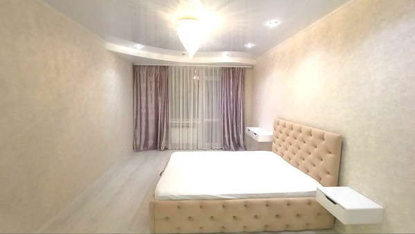 Продам однокомнатную (1-комн.) квартиру, Строителей ул, 104, Ханты-Мансийск г