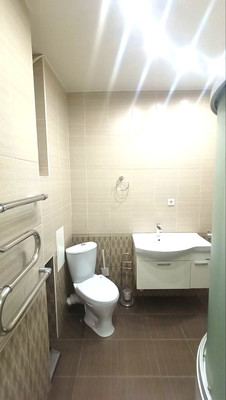 Продам однокомнатную (1-комн.) квартиру, Строителей ул, 104, Ханты-Мансийск г