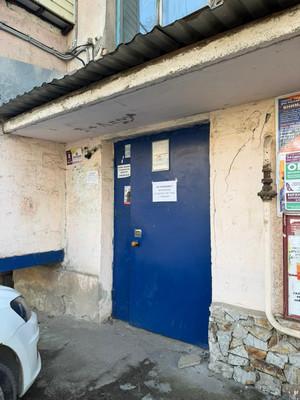 Продам двухкомнатную (2-комн.) квартиру, Ватутина ул, 8, Нальчик г