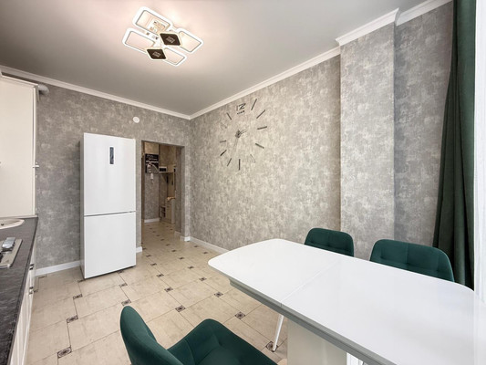 Сдам однокомнатную (1-комн.) квартиру, Тлостанова ул, 32, Нальчик г