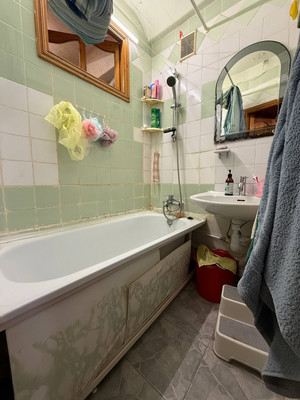 Продам трехкомнатную (3-комн.) квартиру, Коммунистический пр-кт, 38/2, Ростов-на-Дону г