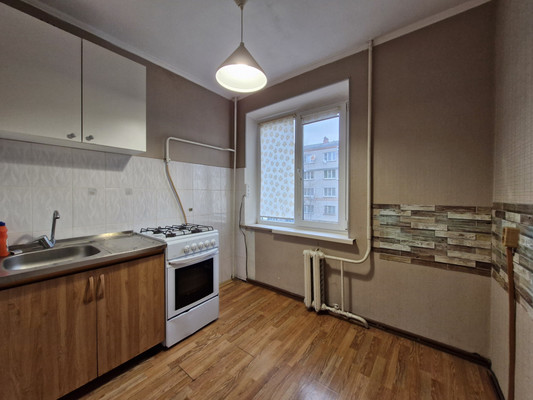 Сдам трехкомнатную (3-комн.) квартиру, Полковая ул, 253, Славянск-на-Кубани г