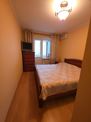 Продам трехкомнатную (3-комн.) квартиру, Еременко ул, 60, Ростов-на-Дону г