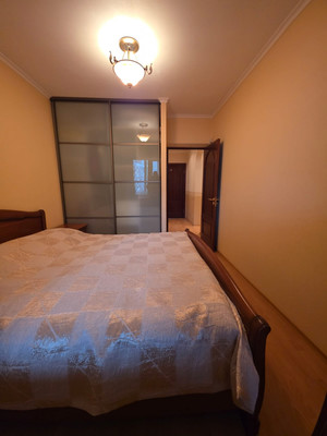 Продам трехкомнатную (3-комн.) квартиру, Еременко ул, 60, Ростов-на-Дону г