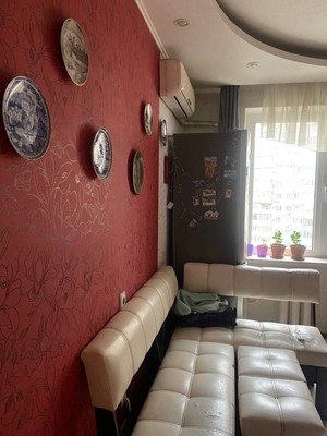 Продам трехкомнатную (3-комн.) квартиру, Еременко ул, 56к1, Ростов-на-Дону г