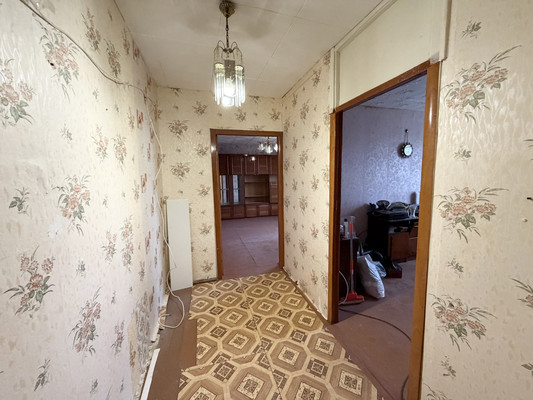 Продам двухкомнатную (2-комн.) квартиру, Острякова ул, 23, Гвардейское пгт