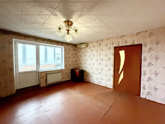 Продам двухкомнатную (2-комн.) квартиру, Острякова ул, 23, Гвардейское пгт