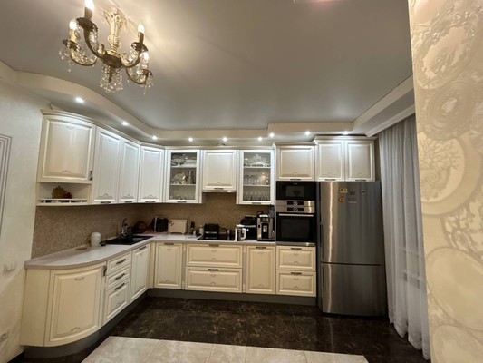 Продам многокомнатную квартиру, Школьная ул, 1к2, Красково п