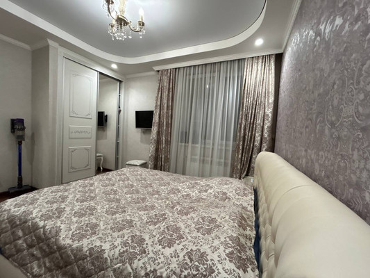 Продам многокомнатную квартиру, Школьная ул, 1к2, Красково п